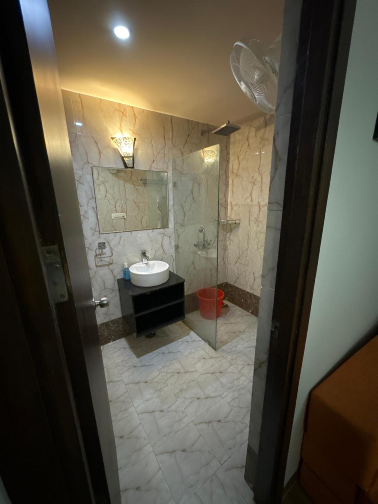 Pearl Suites At Omex Entrenity Vrindāvan المظهر الخارجي الصورة