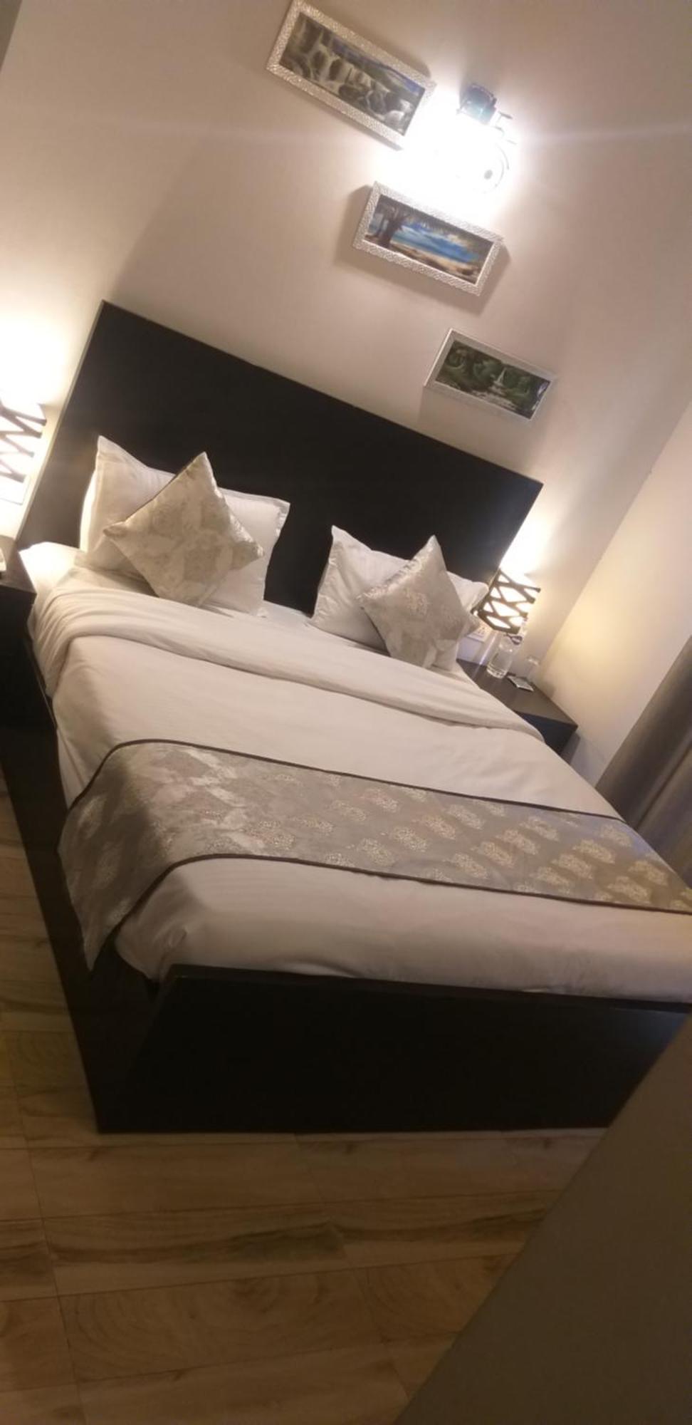 Pearl Suites At Omex Entrenity Vrindāvan المظهر الخارجي الصورة