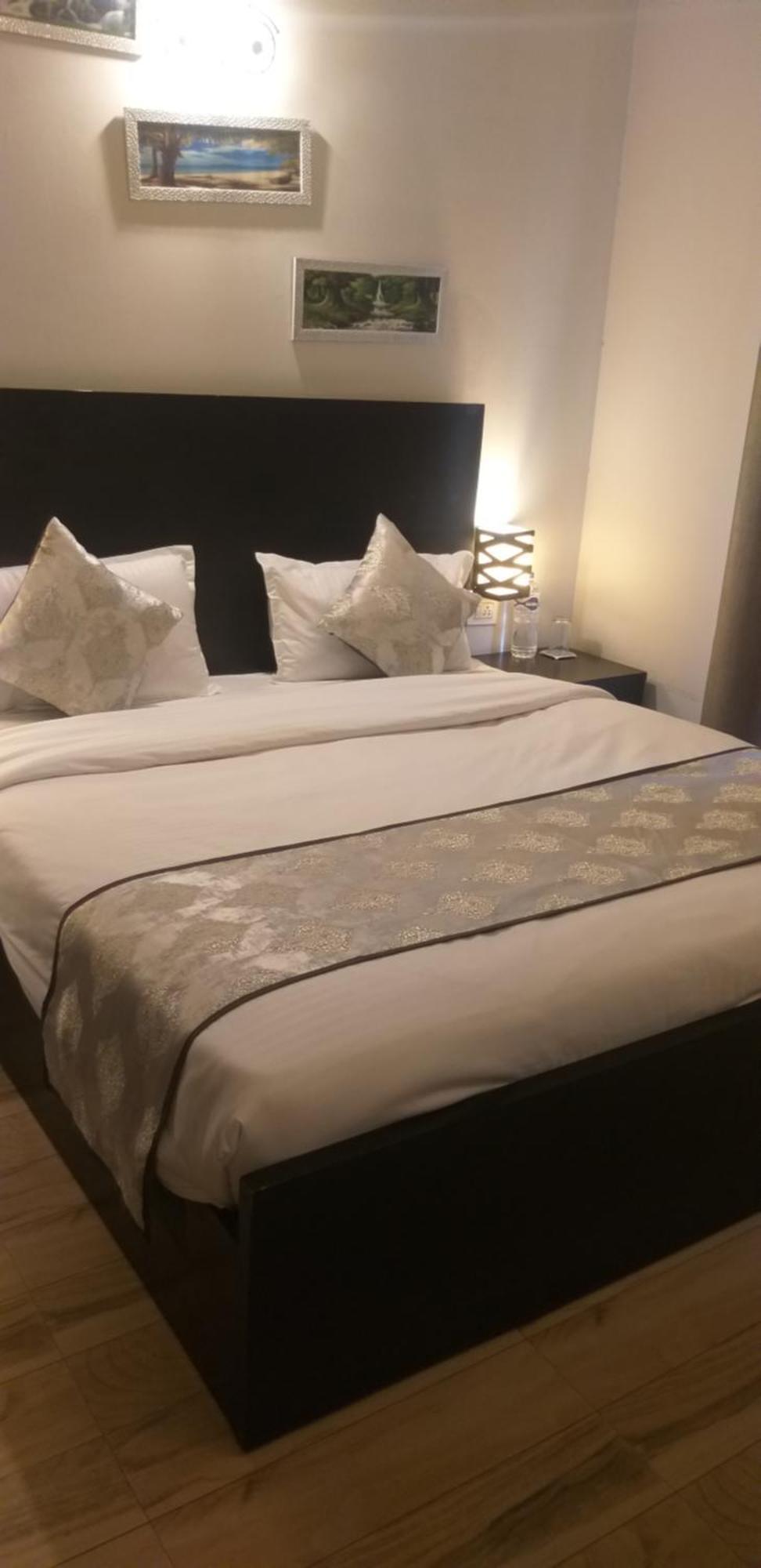 Pearl Suites At Omex Entrenity Vrindāvan المظهر الخارجي الصورة
