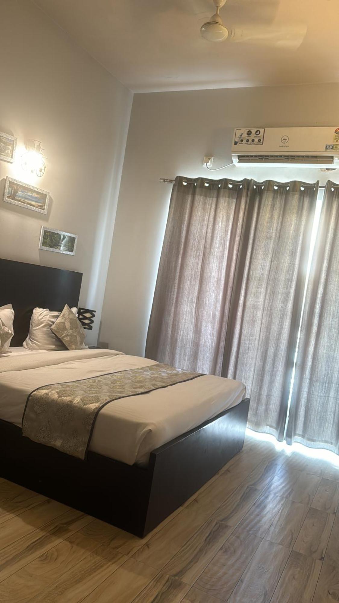 Pearl Suites At Omex Entrenity Vrindāvan المظهر الخارجي الصورة